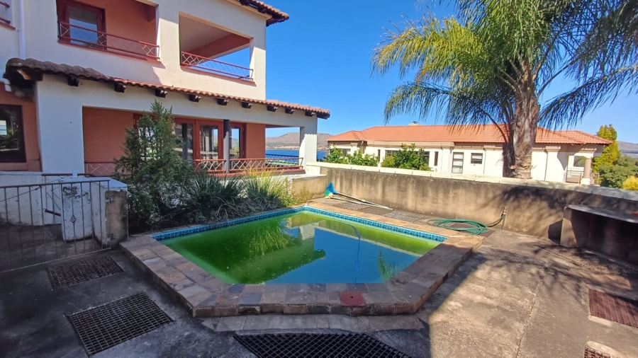 3 Bedroom Property for Sale in Kosmos Ridge North West